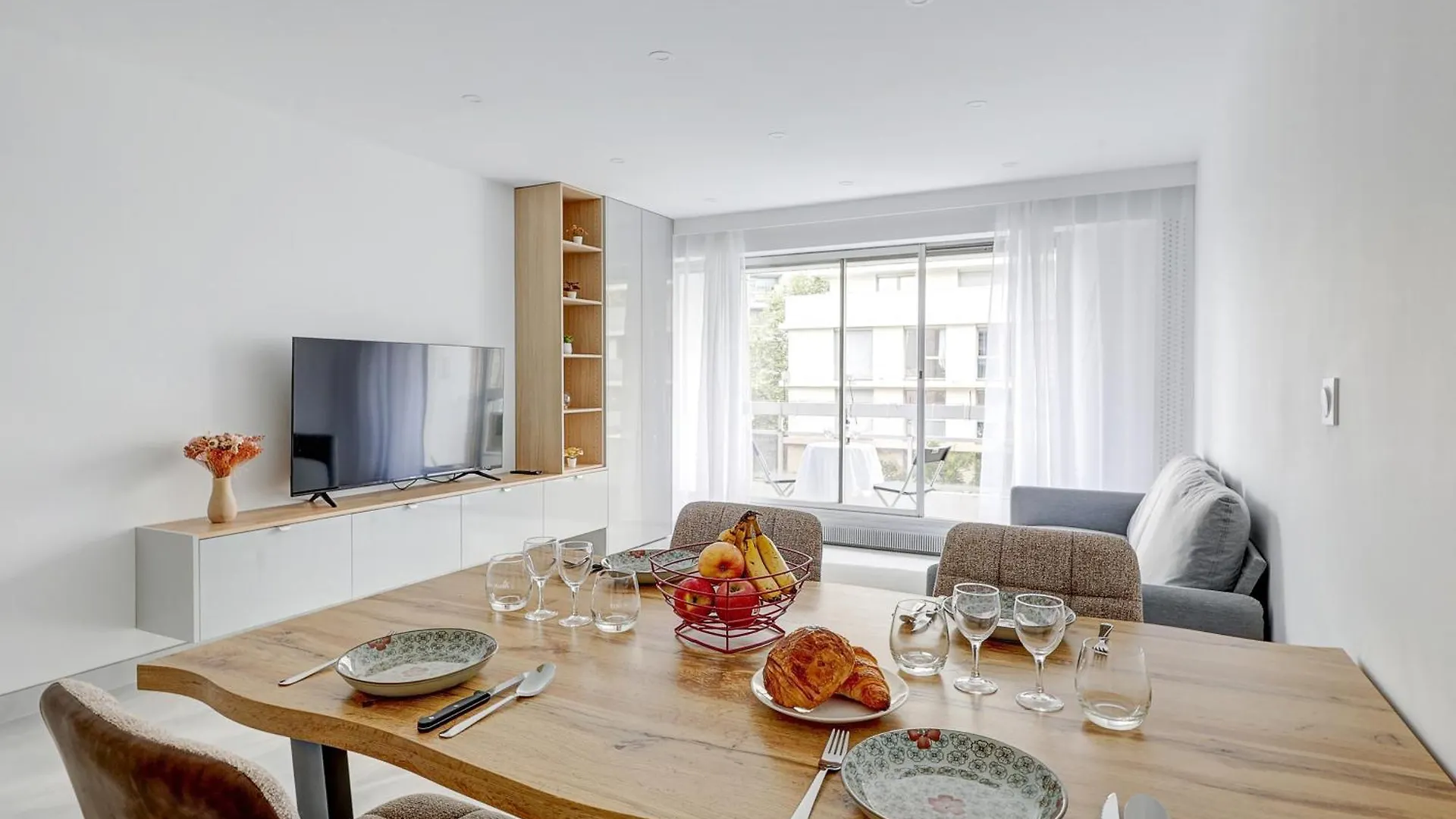 Suite Au Coeur De Paris, Architecturale Et Elegante